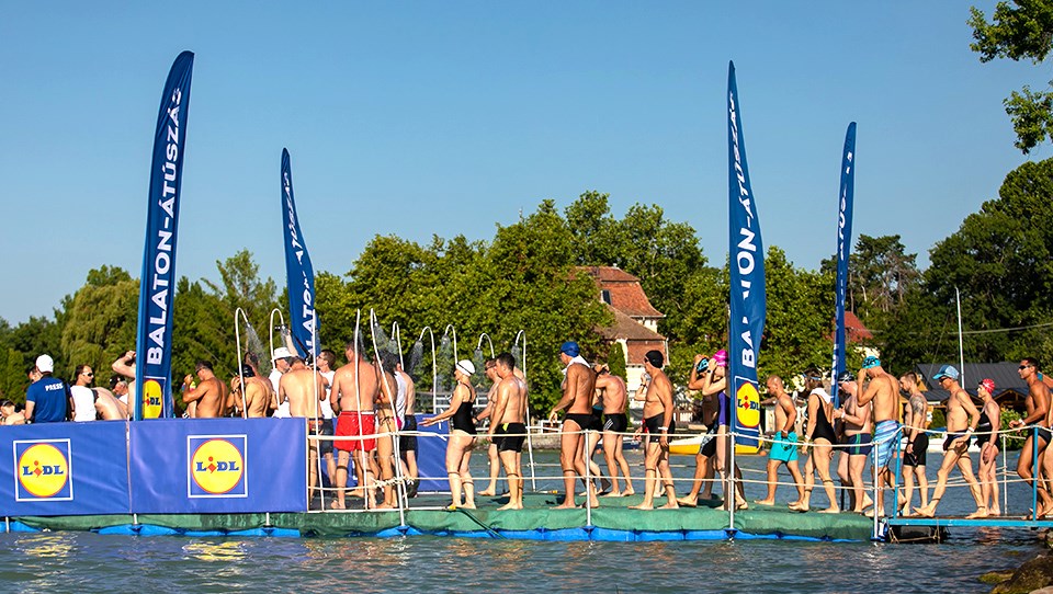 Megvan a Balaton-átúszás új időpontja!