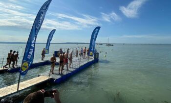 Balaton-átúszás elhalasztva!